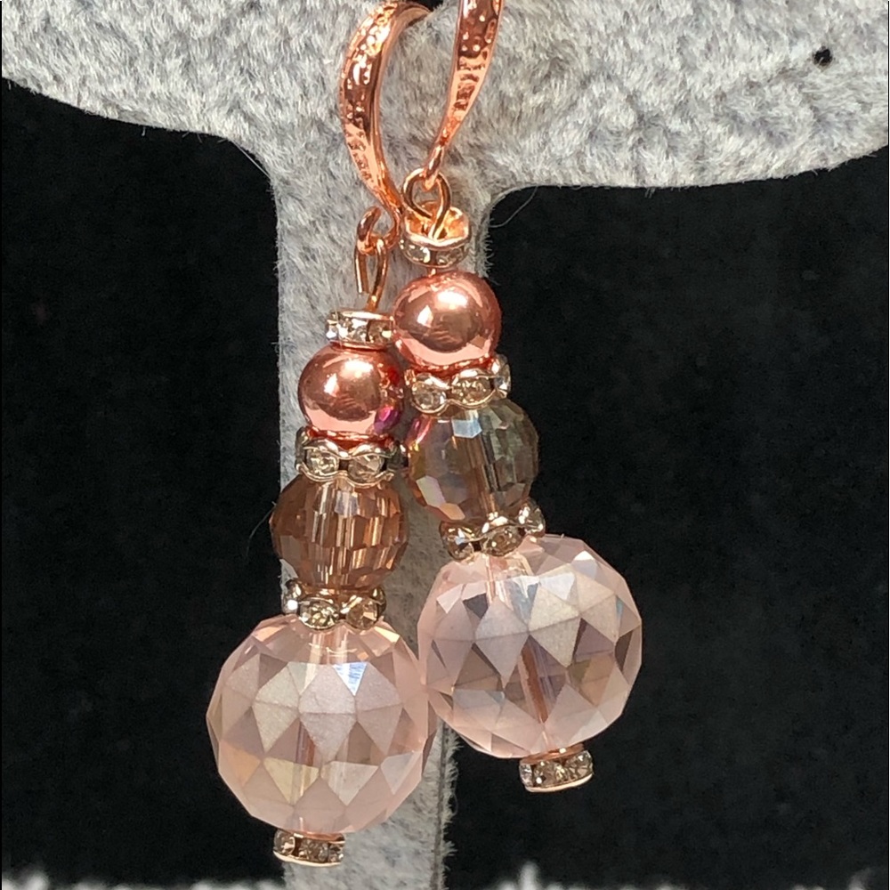 💕✨Rose gold earrings with large pink cut crystals/earrings Gorgeous